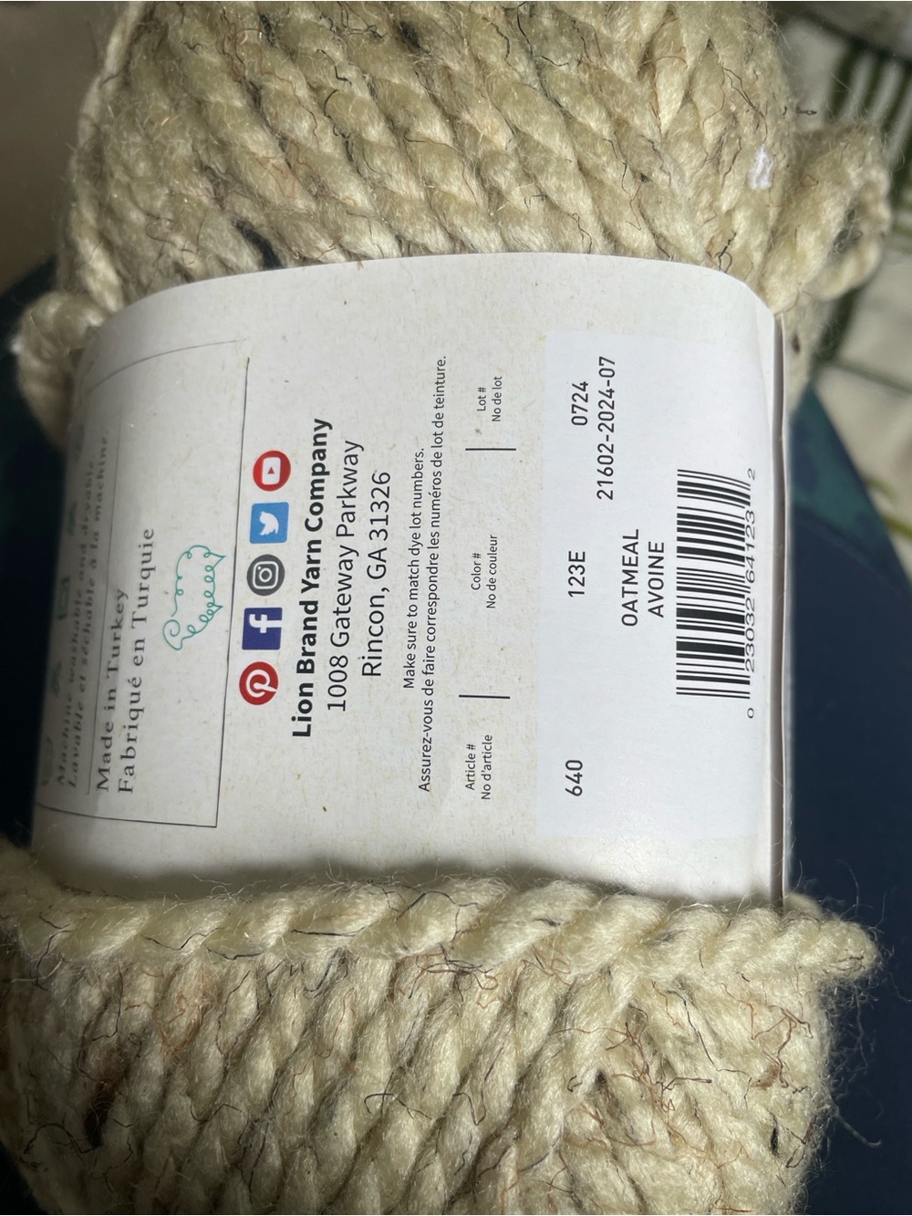 Loops & Threads yarn - Picture 3 of 3